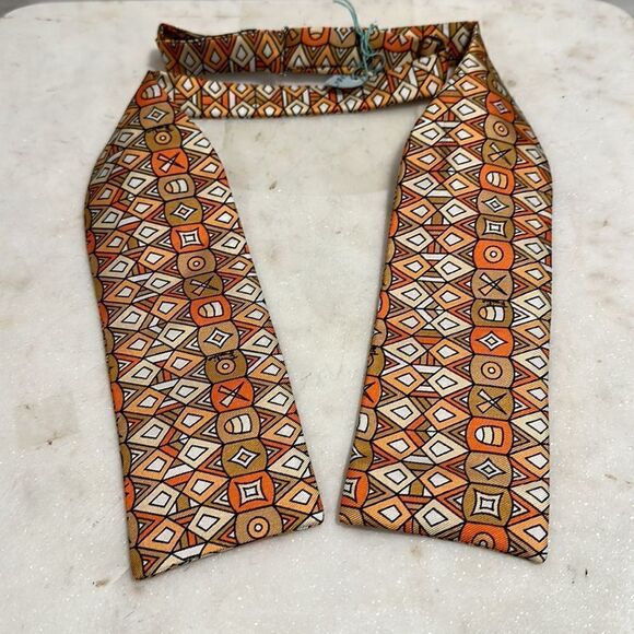 Emilio Pucci VTG ‘80’s /90’s silk neck tie NWT - Picture 3 of 9
